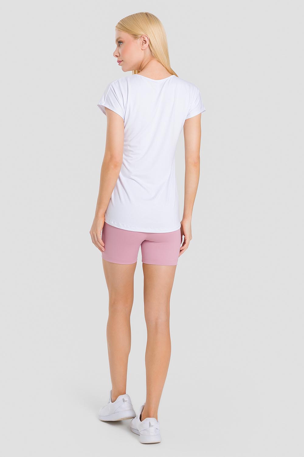 F16432_02_F16083_1660_C