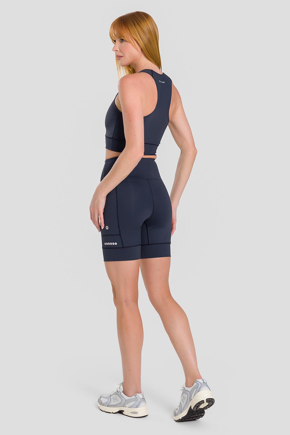 F16313_01_F16090_01_C