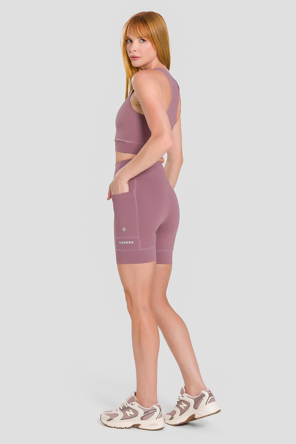 F16313_1682_F16090_1682_C