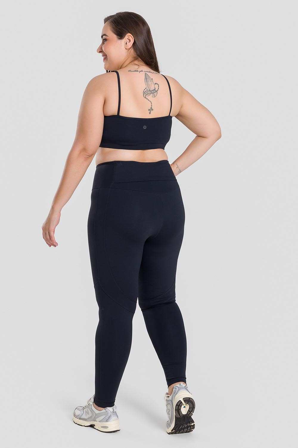 F16242_01_F16243_01_C