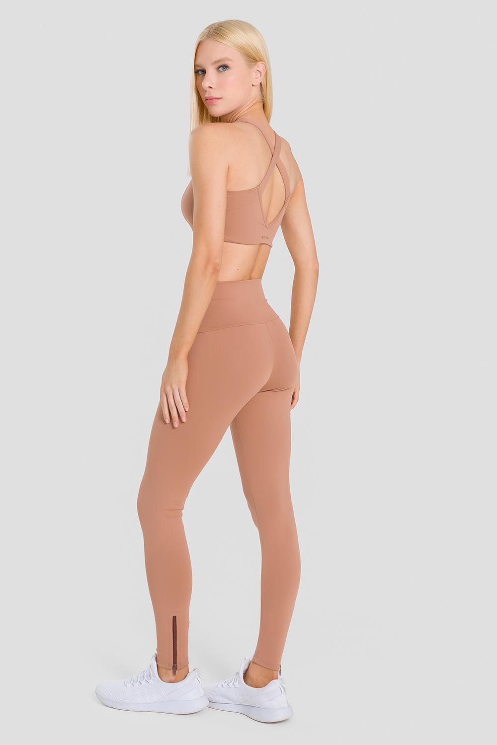 F16315_205_F16316_205_C