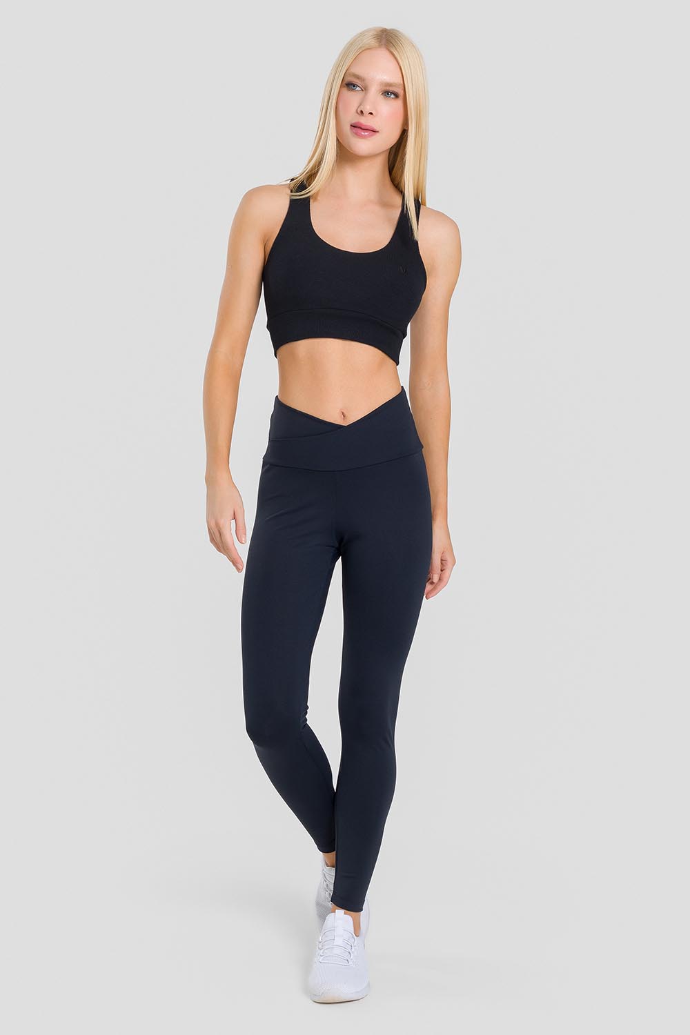 F16324_01_F16325_01_F