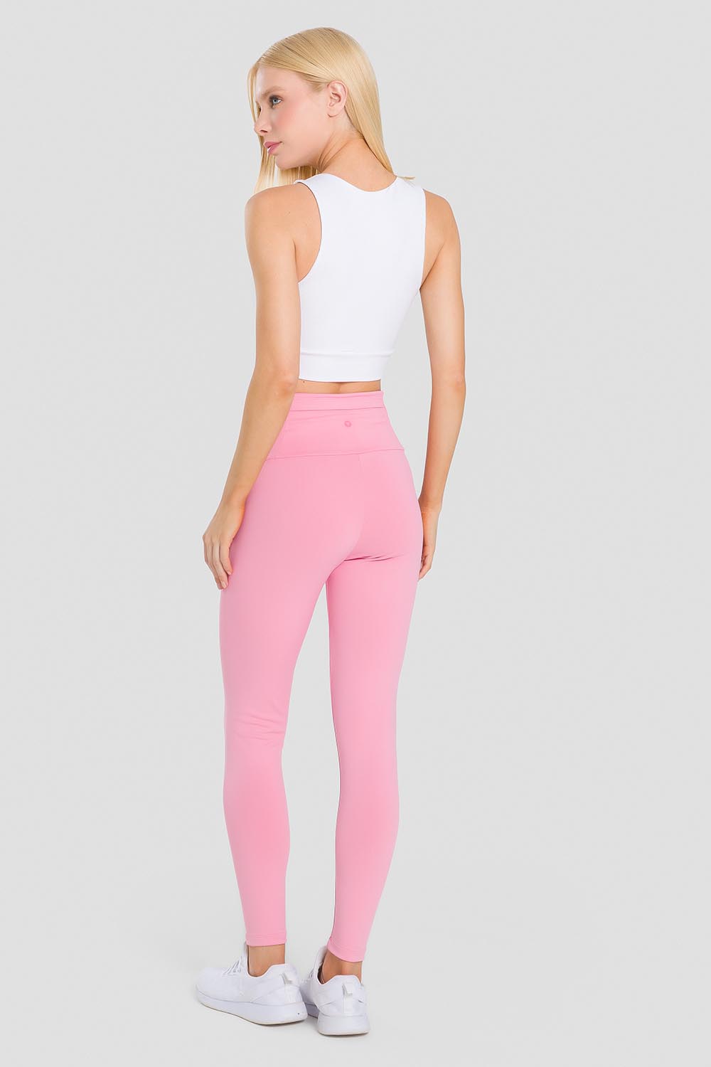 F16324_02_F16325_1683_C