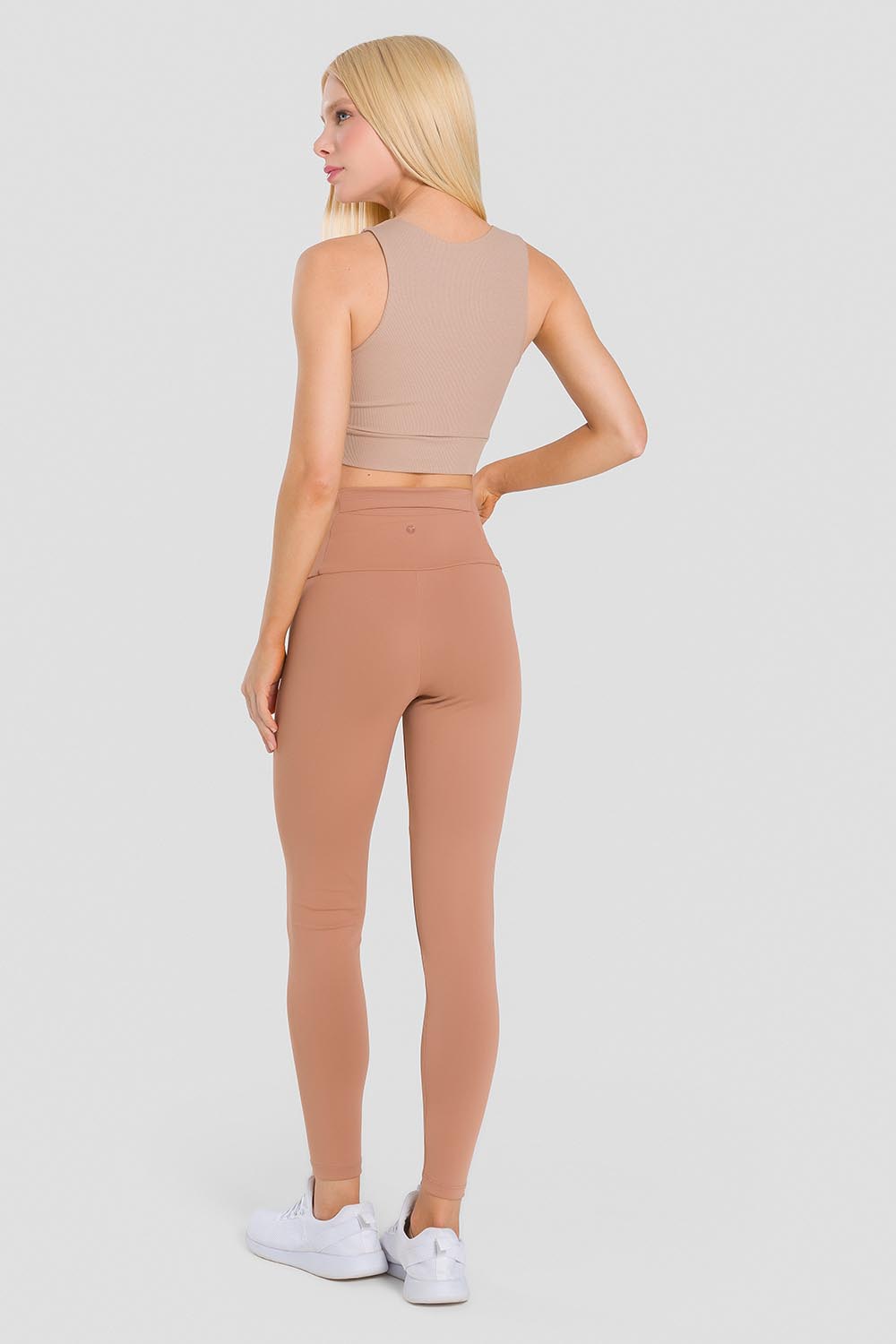 F16324_205_F16325_205_C